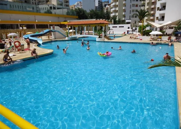 Da Rocha, Clube Da Rocha, Bloco I, Wifi Gratuito, Ar Condicionado, By Ig *