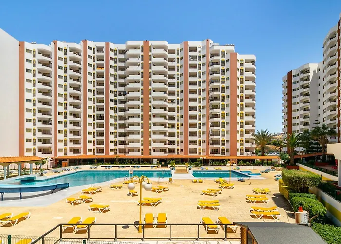 Da Rocha, Clube Da Rocha, Bloco I, Wifi Gratuito, Ar Condicionado, By Ig *